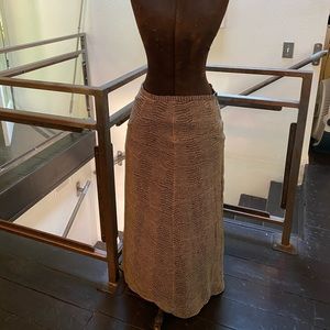 Floor-length snake skin pattern skirt